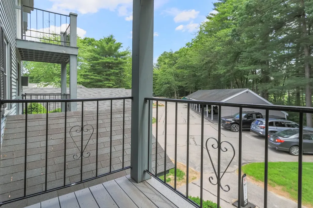 16 Northbrook Drive Manchester NH 03102