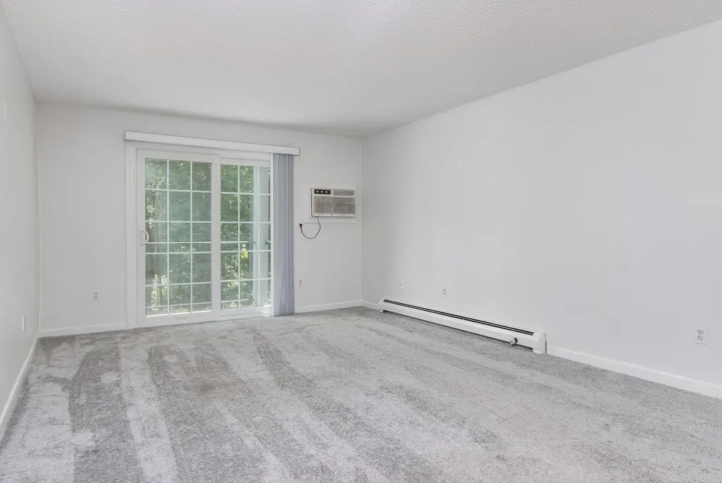 16 Northbrook Drive Manchester NH 03102
