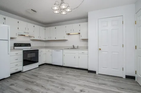 16 Northbrook Drive Manchester NH 03102