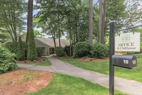 16 Northbrook Drive Manchester NH 03102