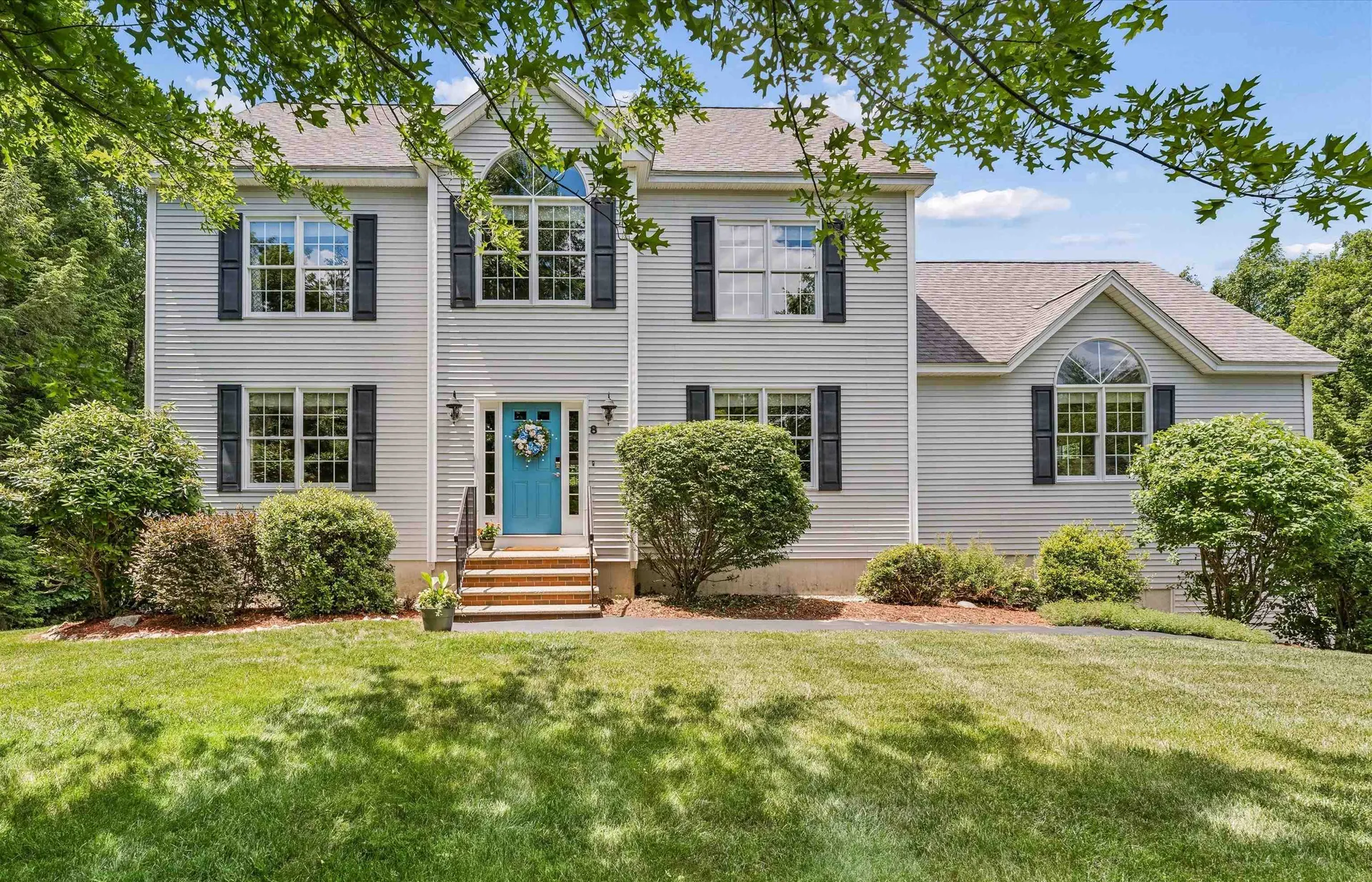 8 Margaret Circle Mont Vernon NH 03057