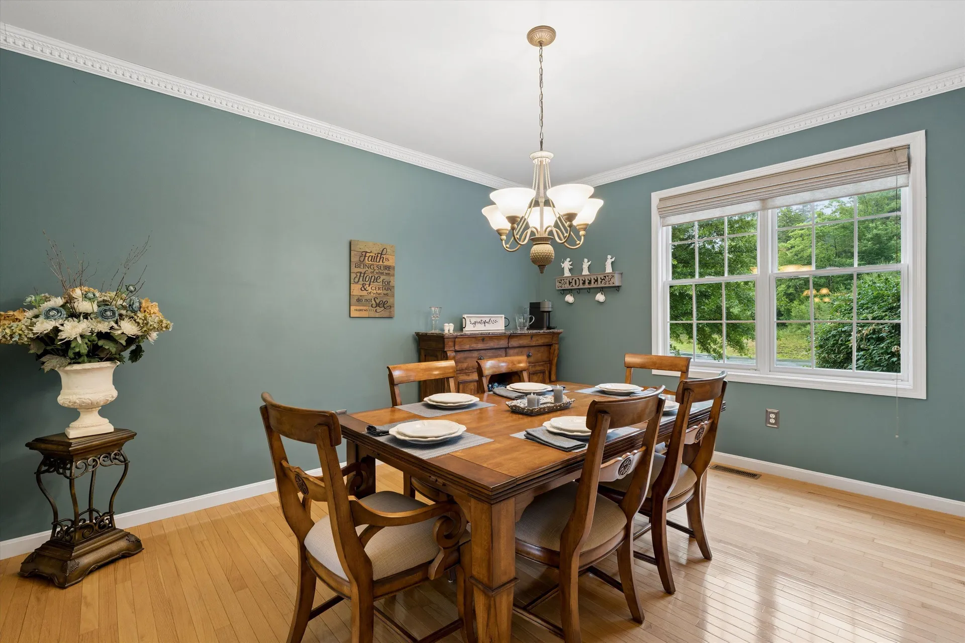 8 Margaret Circle Mont Vernon NH 03057