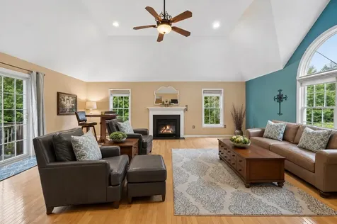 8 Margaret Circle Mont Vernon NH 03057