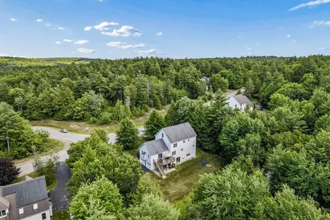 8 Margaret Circle Mont Vernon NH 03057