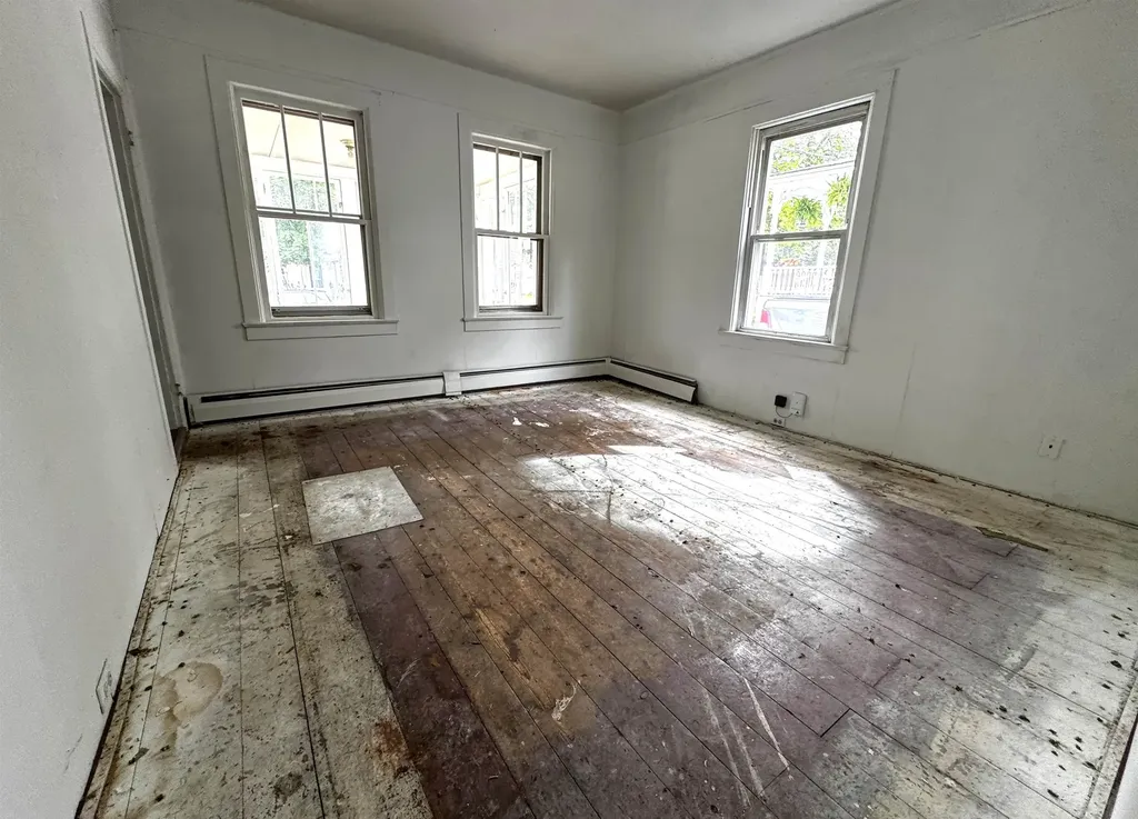 127 Dewey Street Bennington VT 05201