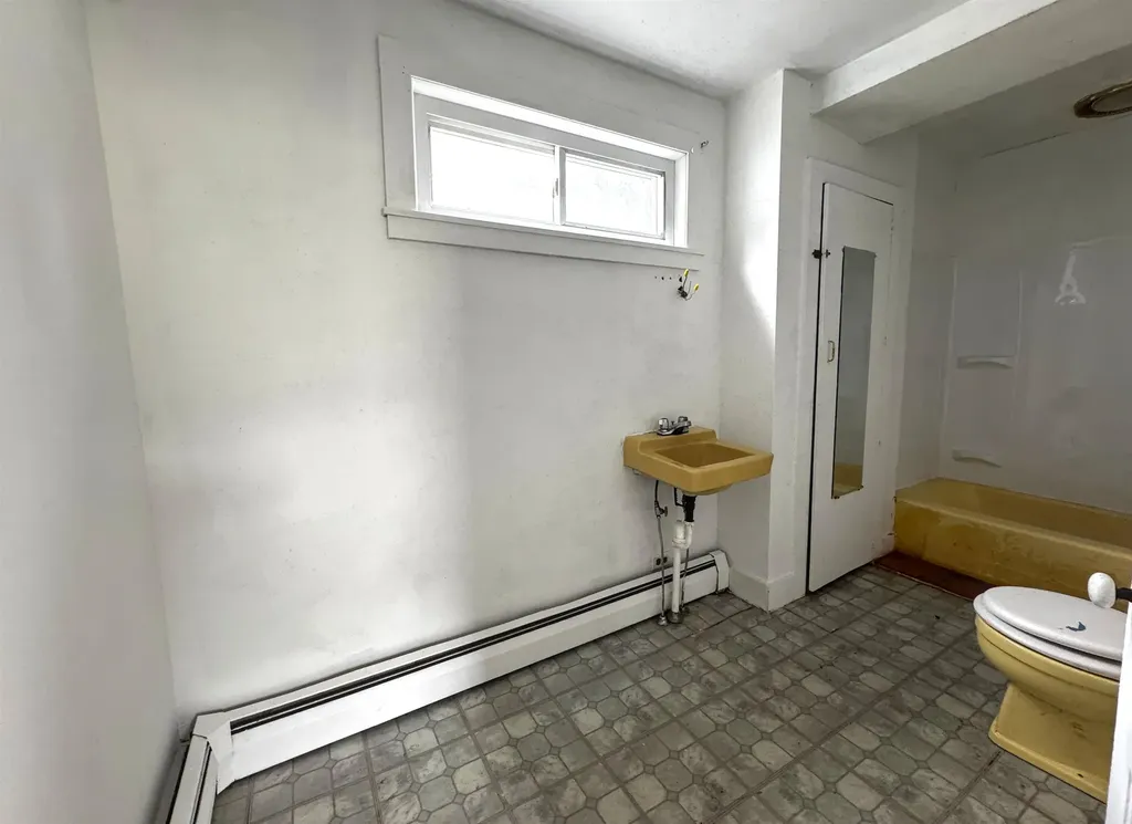 127 Dewey Street Bennington VT 05201