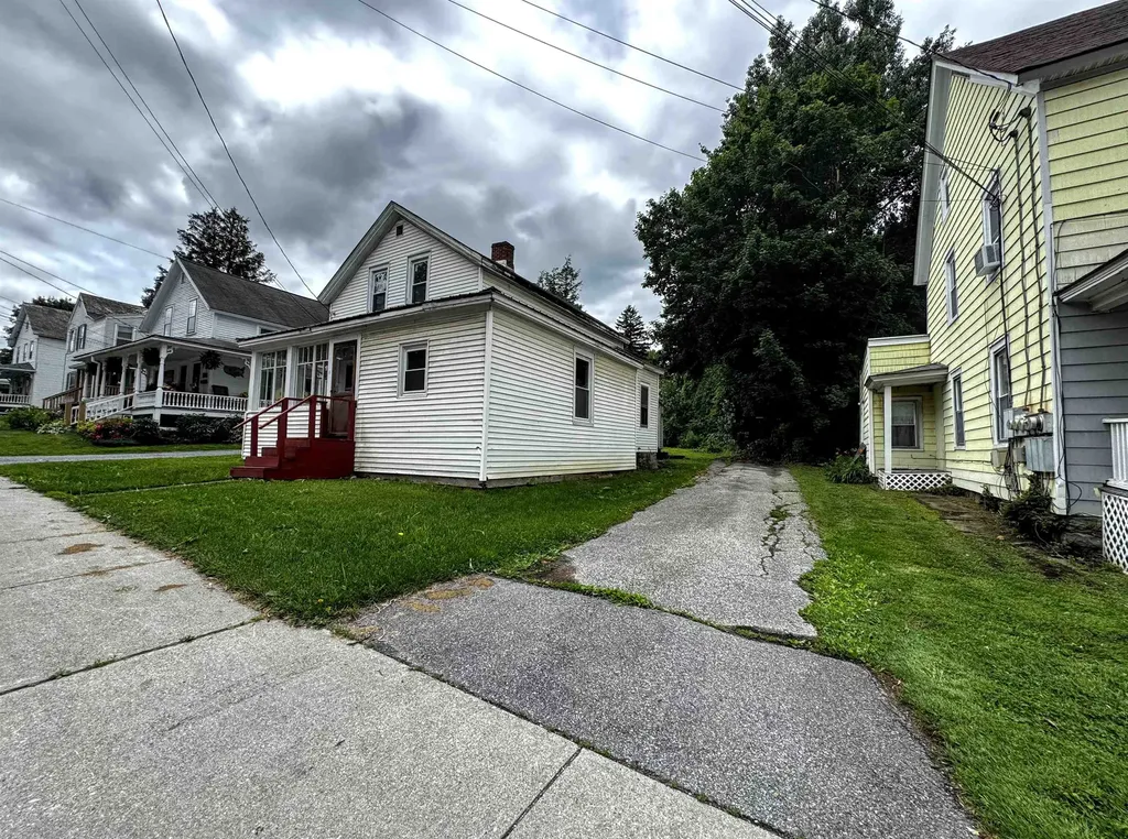 127 Dewey Street Bennington VT 05201