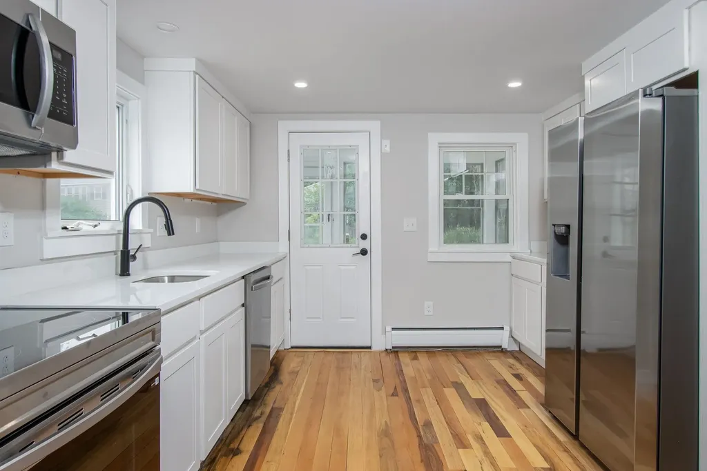 30 Dawson Avenue Manchester NH 03104