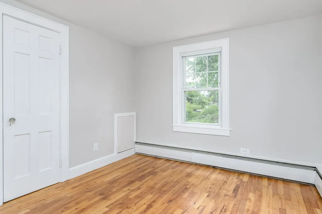 30 Dawson Avenue Manchester NH 03104