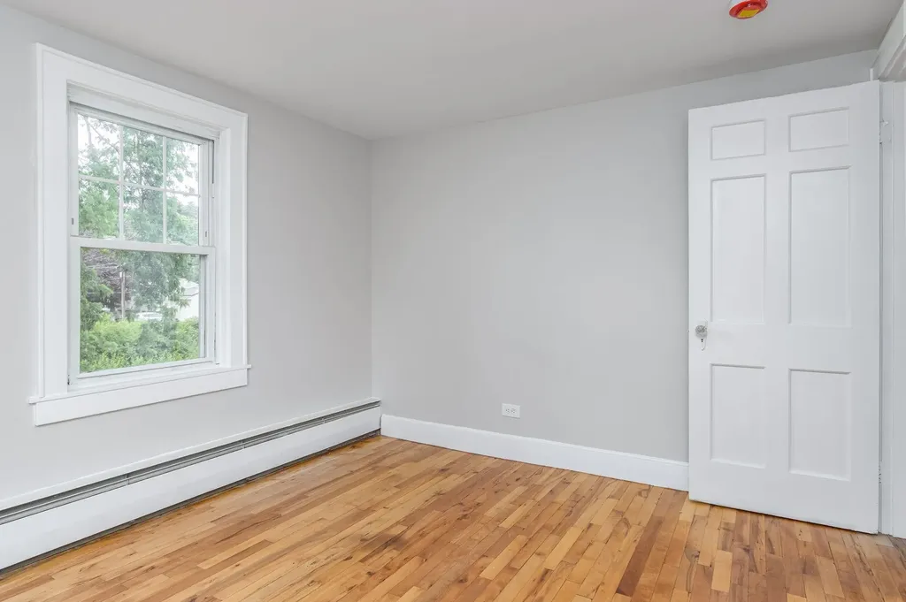 30 Dawson Avenue Manchester NH 03104