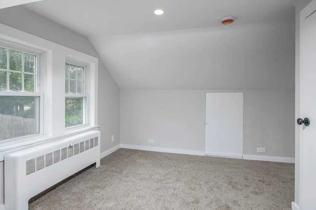 30 Dawson Avenue Manchester NH 03104