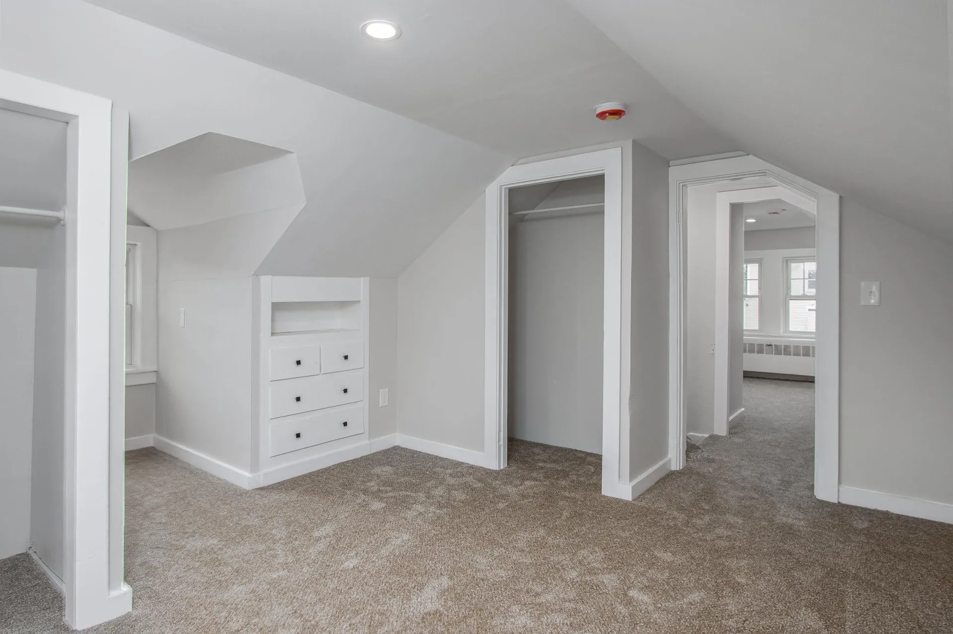 30 Dawson Avenue Manchester NH 03104
