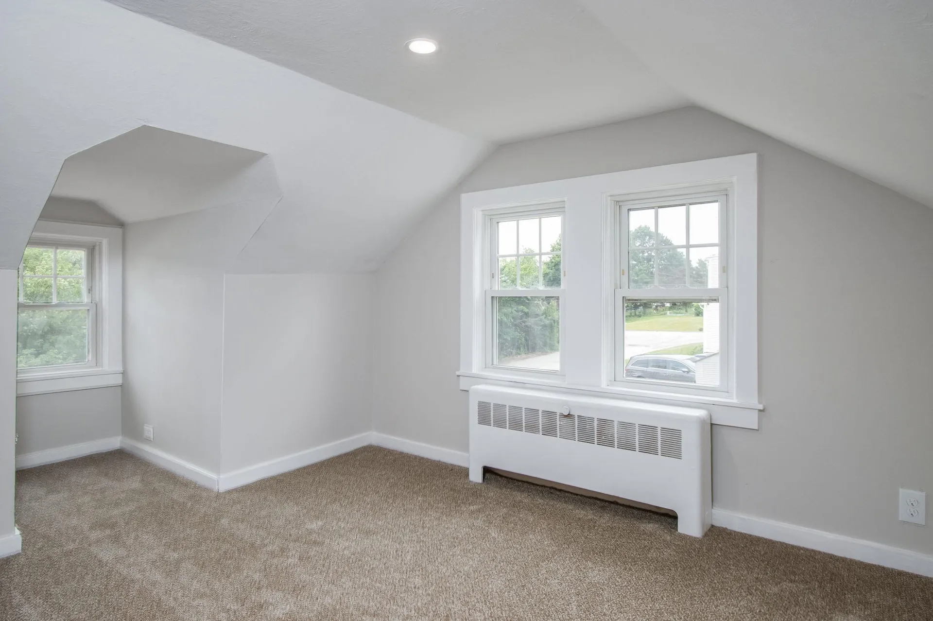 30 Dawson Avenue Manchester NH 03104