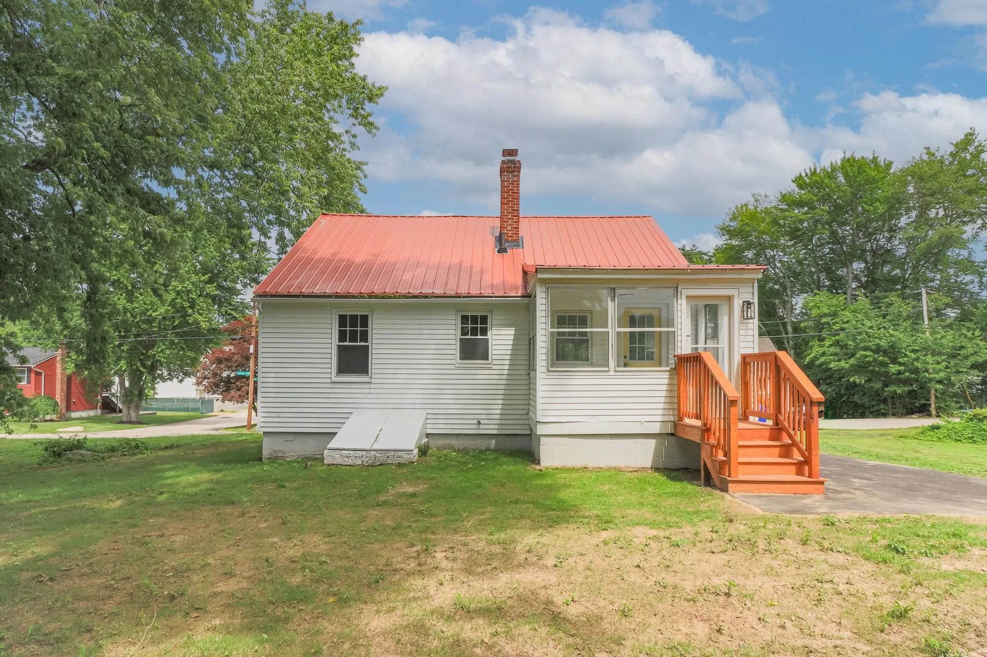 30 Dawson Avenue Manchester NH 03104