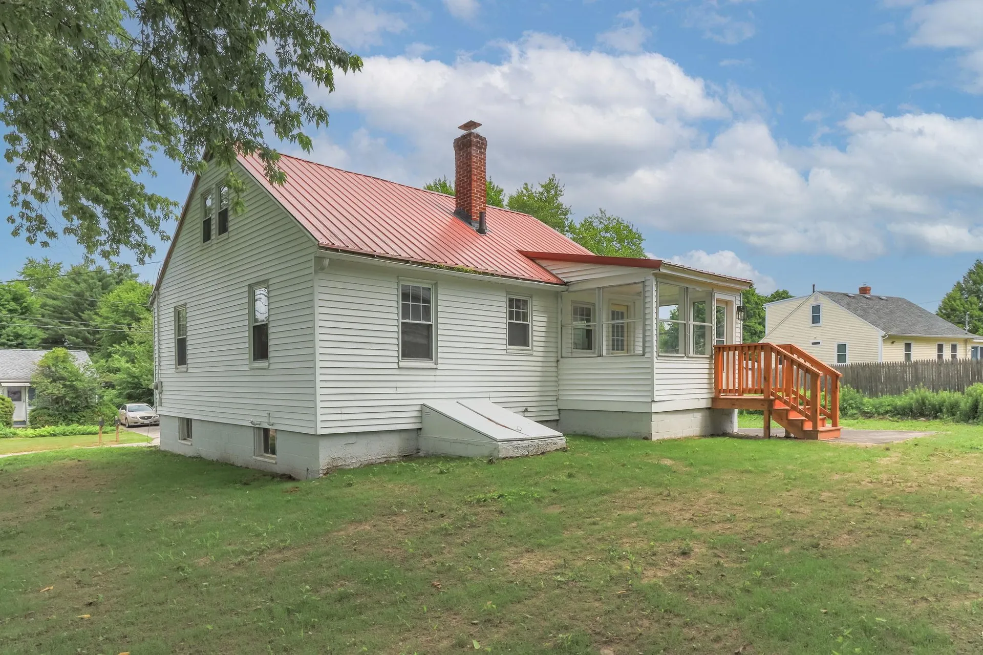 30 Dawson Avenue Manchester NH 03104