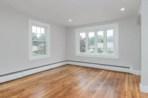 30 Dawson Avenue Manchester NH 03104