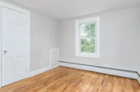 30 Dawson Avenue Manchester NH 03104