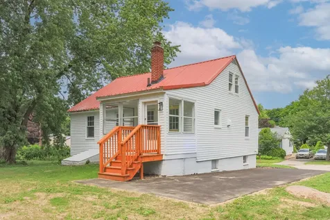 30 Dawson Avenue Manchester NH 03104