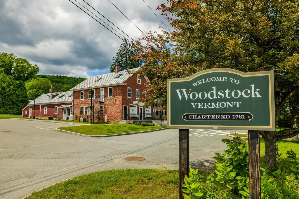 2706 East Woodstock Road Woodstock VT 05091