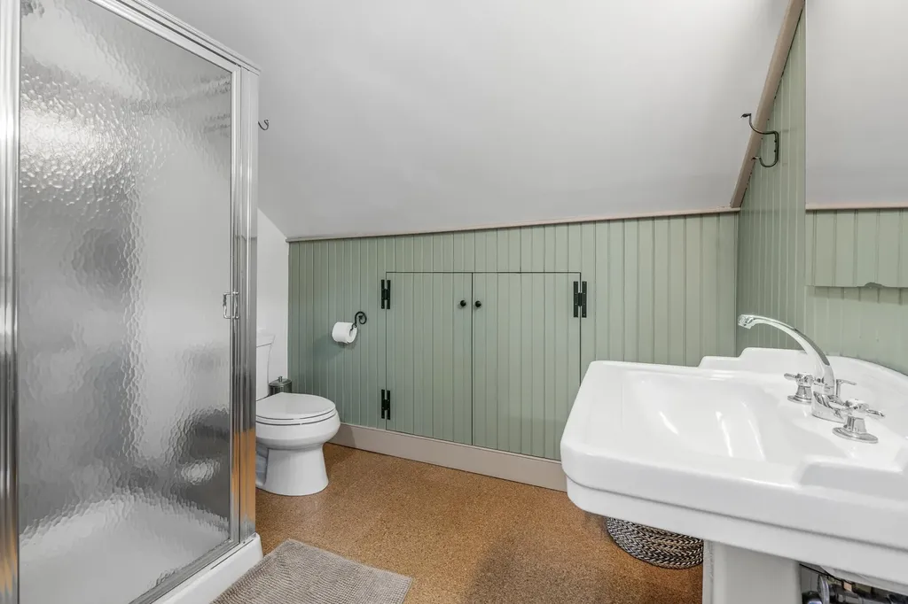 2706 East Woodstock Road Woodstock VT 05091