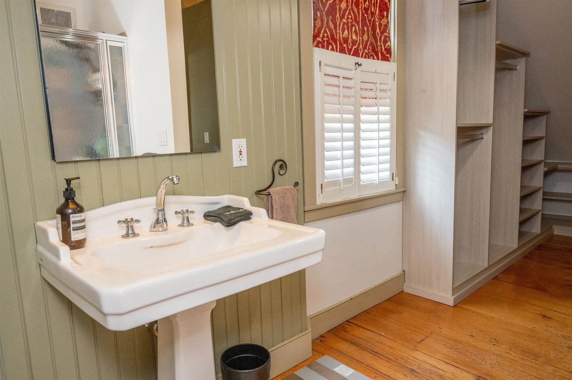 2706 East Woodstock Road Woodstock VT 05091