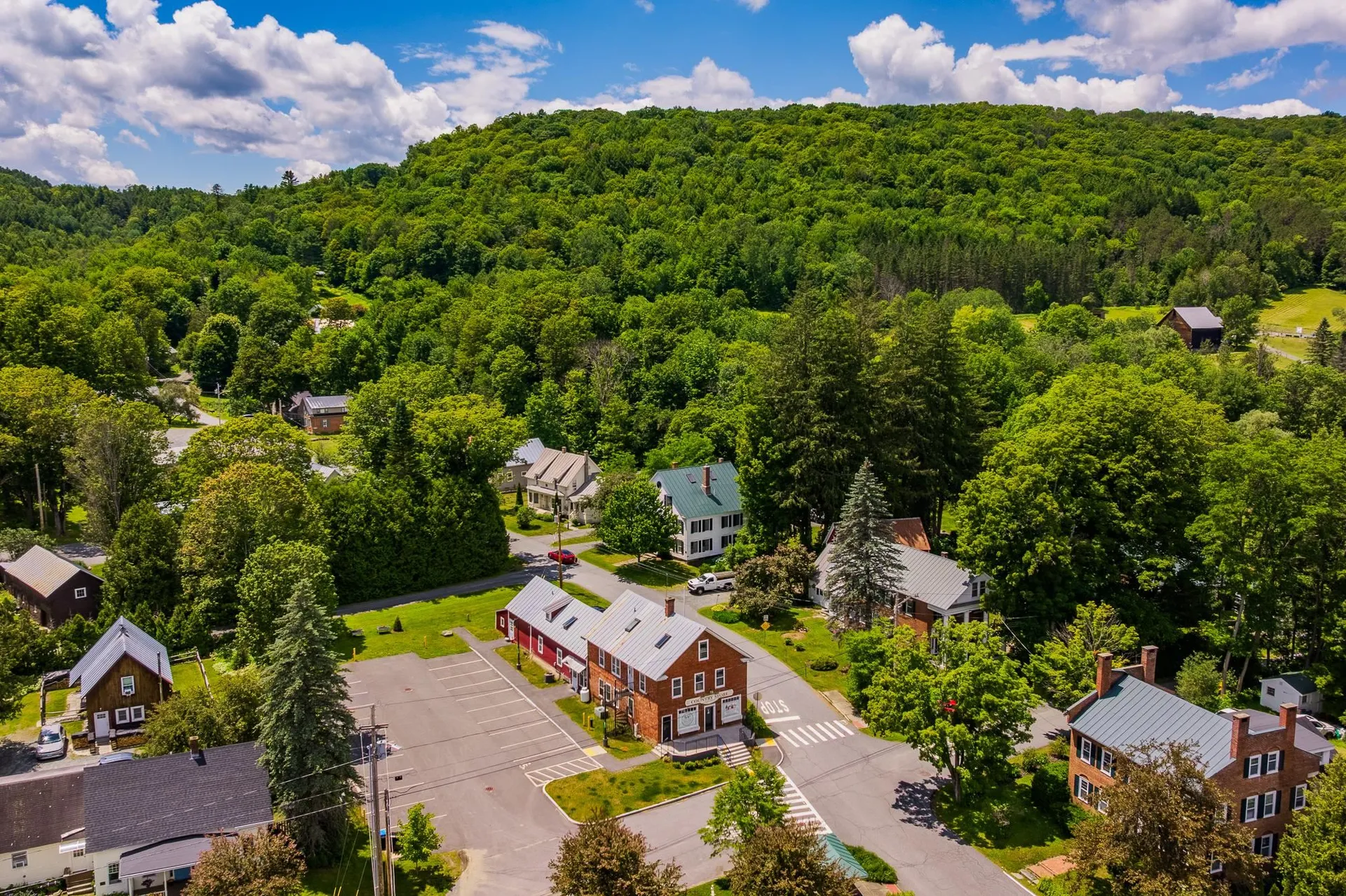 2706 East Woodstock Road Woodstock VT 05091