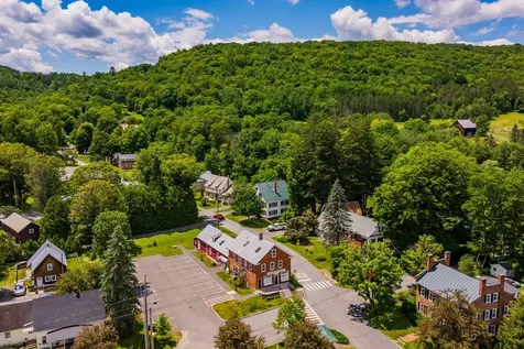 2706 East Woodstock Road Woodstock VT 05091