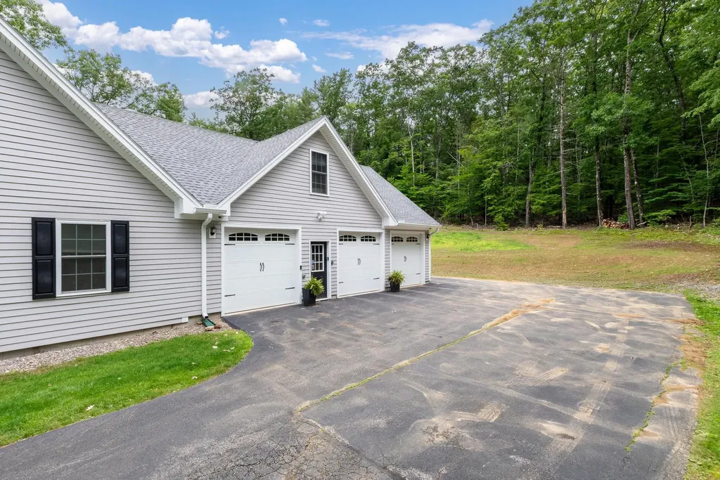 1 Winchester Drive Sanbornton NH 03269
