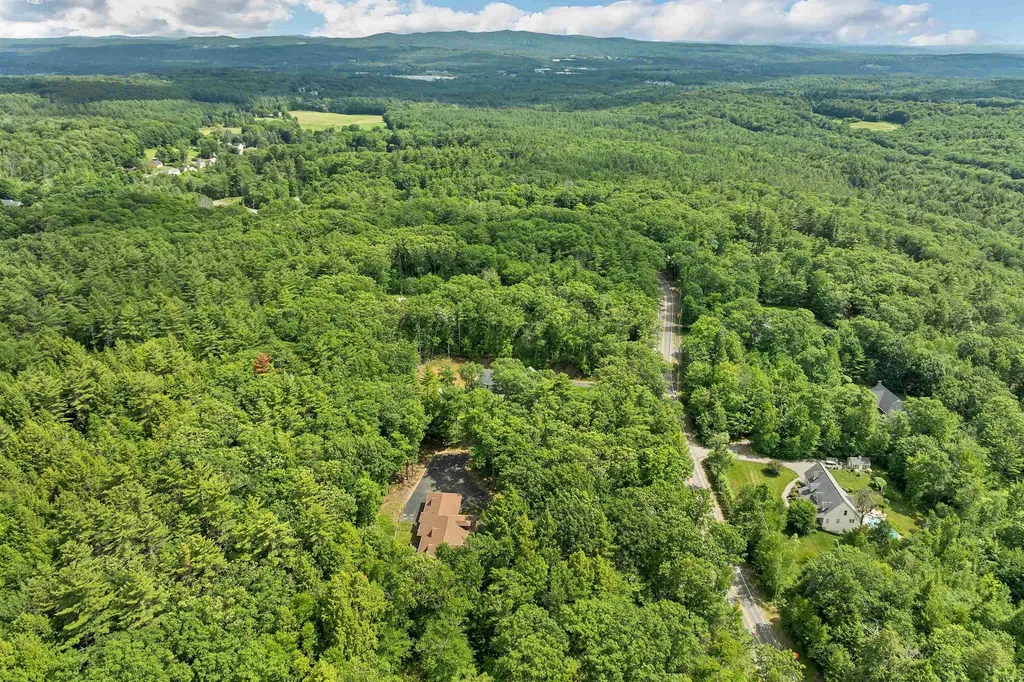 1 Winchester Drive Sanbornton NH 03269