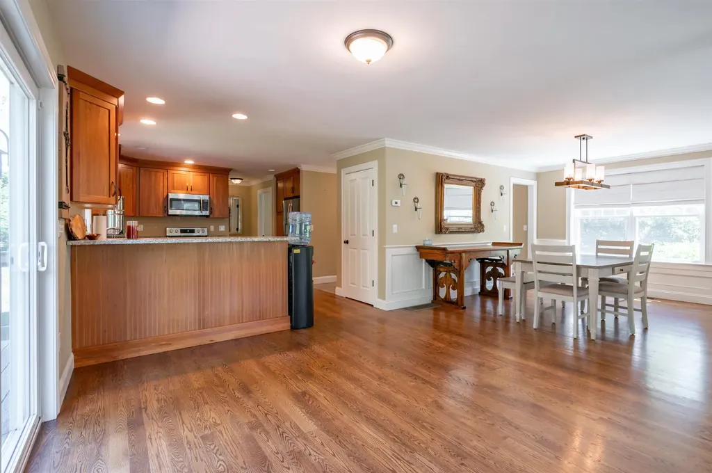 7 N Salem Road Hampstead NH 03841
