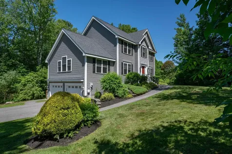 7 N Salem Road Hampstead NH 03841