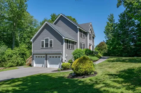 7 N Salem Road Hampstead NH 03841