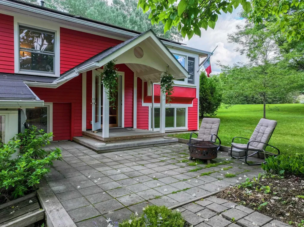 6 Harrow Way Middlebury VT 05753