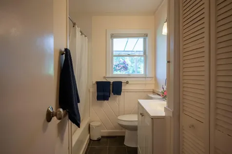 6 Harrow Way Middlebury VT 05753