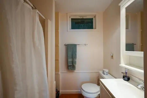 6 Harrow Way Middlebury VT 05753