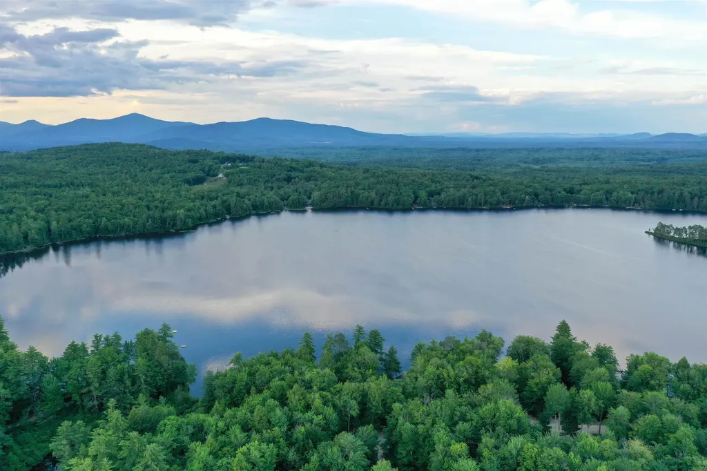 101 Eidelweiss Drive Madison NH 03849