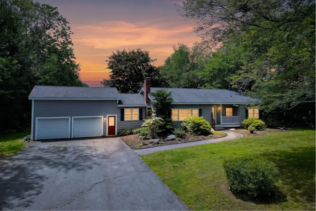 224 Haverhill Road Chester NH 03036