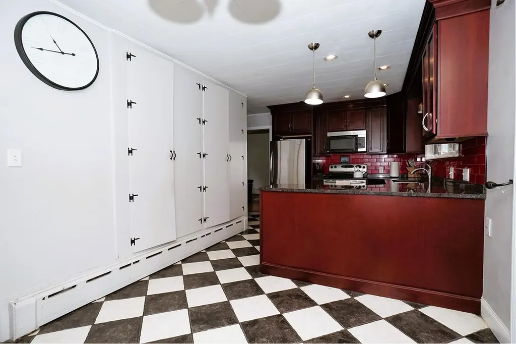 224 Haverhill Road Chester NH 03036