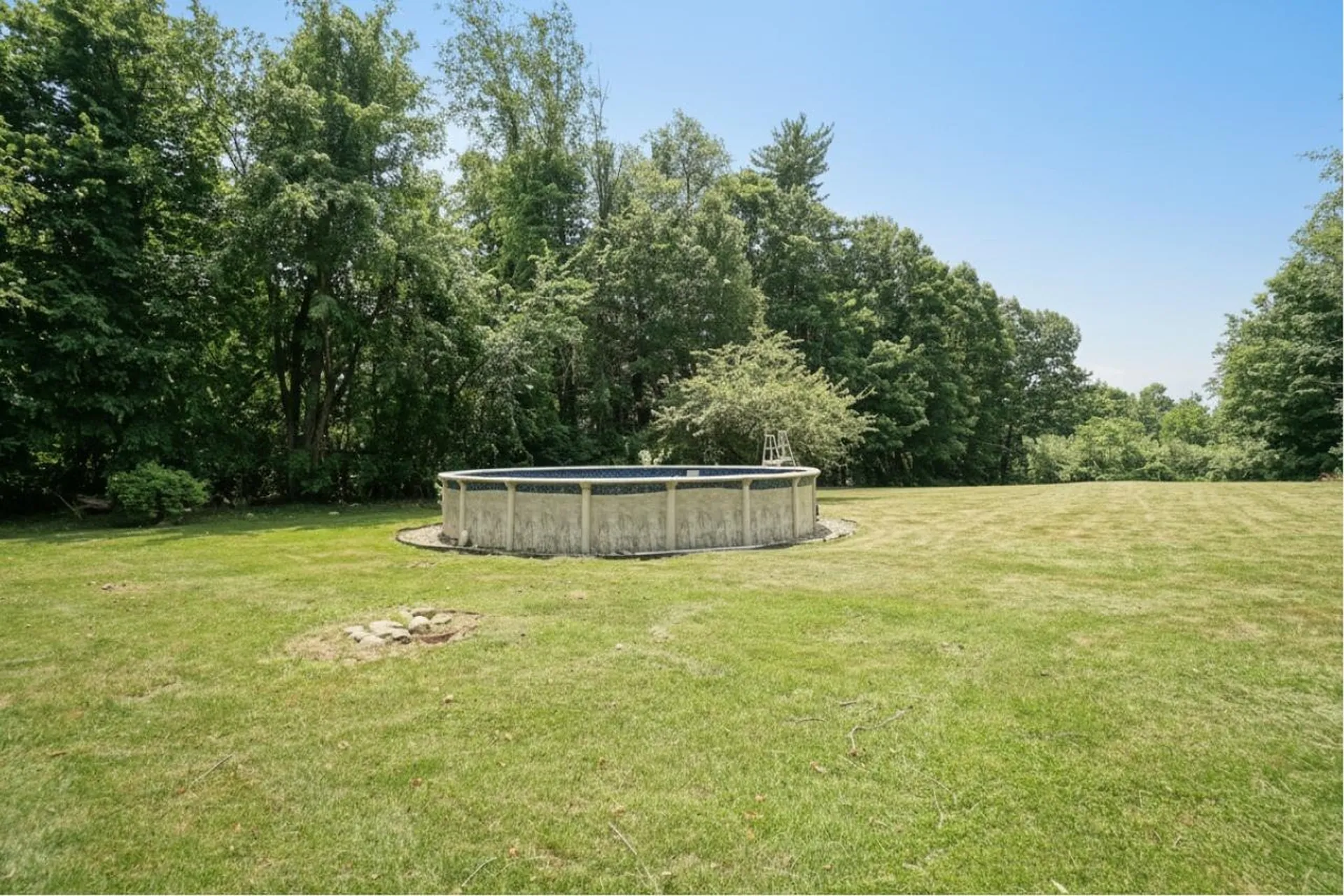 224 Haverhill Road Chester NH 03036