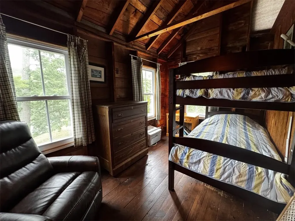 48 Acorn Lodge Road Castleton VT 05735