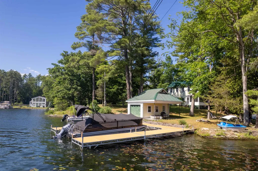 48 Acorn Lodge Road Castleton VT 05735