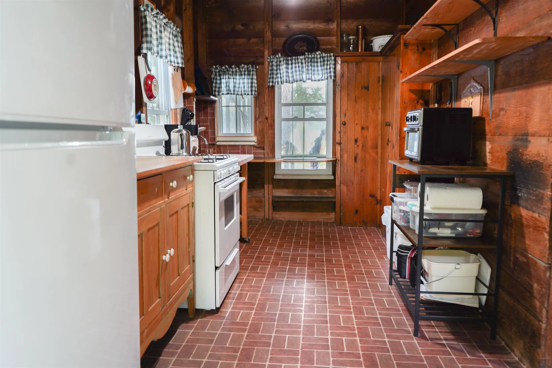 48 Acorn Lodge Road Castleton VT 05735