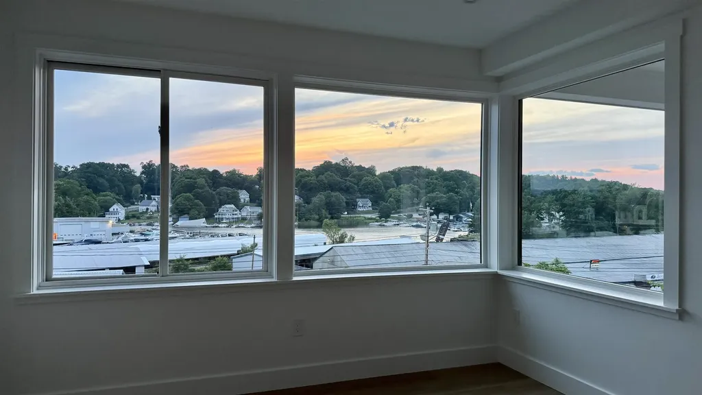 903 Union Avenue Laconia NH 03246