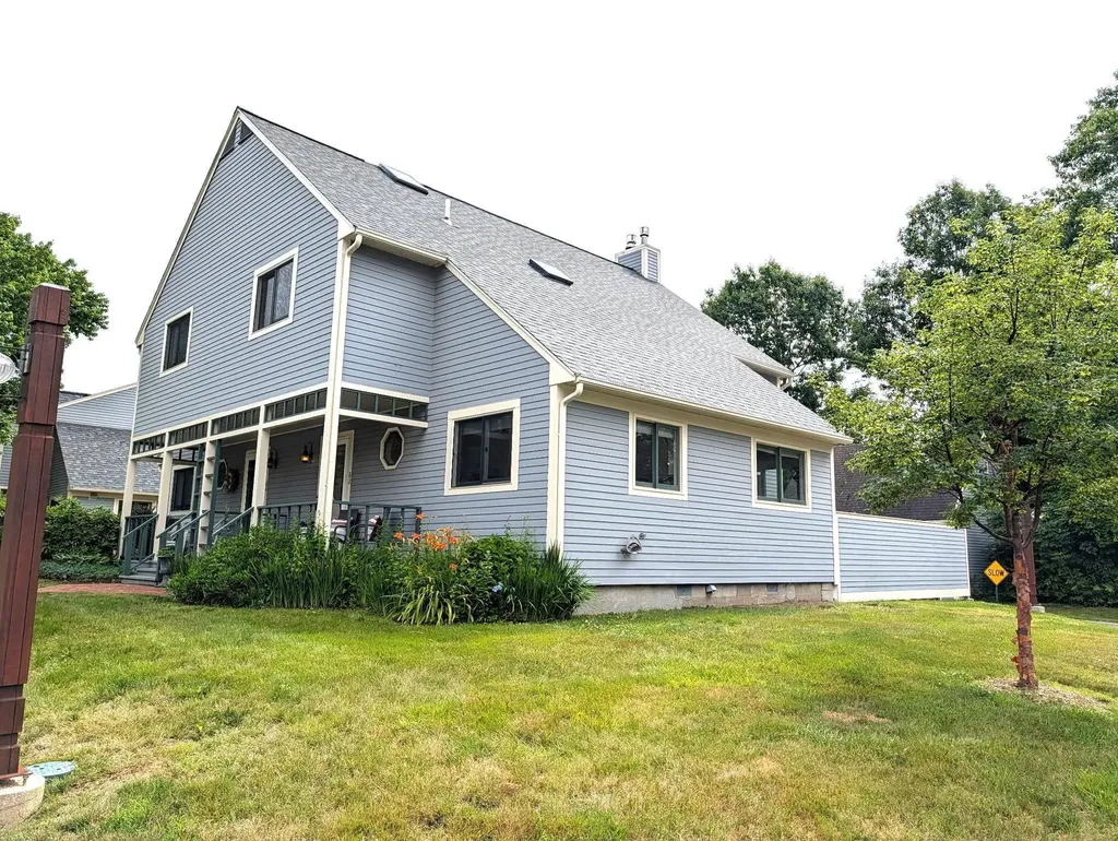 82 Spinnaker Way Portsmouth NH 03801