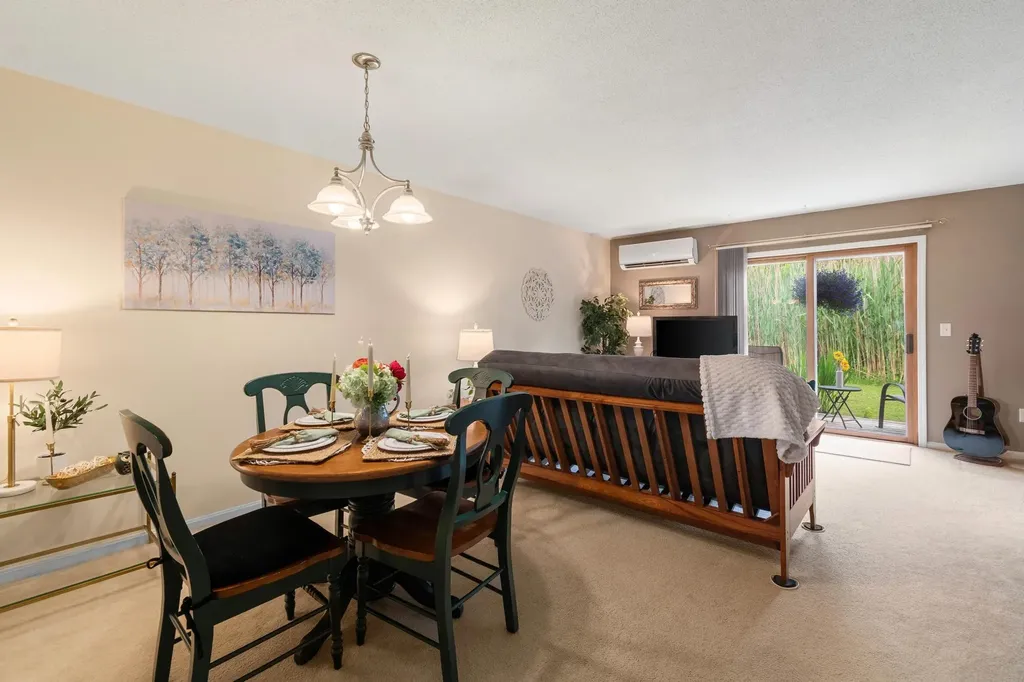 92 Hayes Avenue South Burlington VT 05403