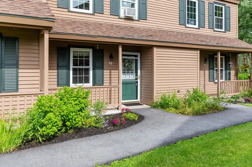 92 Hayes Avenue South Burlington VT 05403