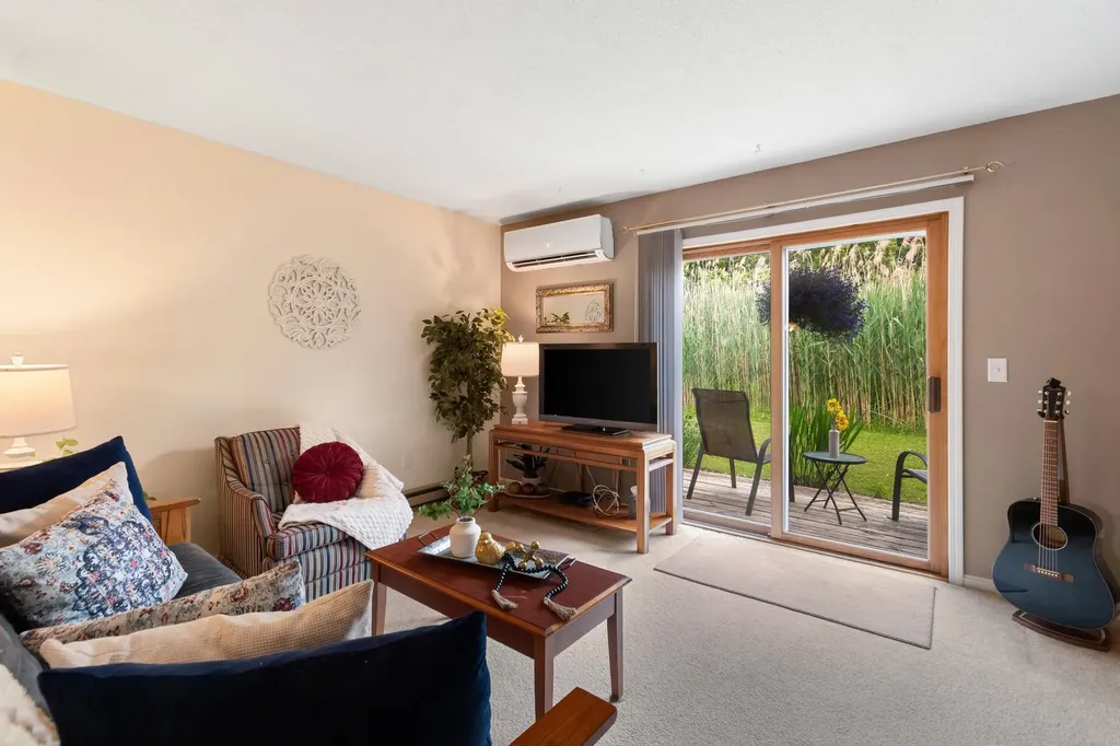 92 Hayes Avenue South Burlington VT 05403
