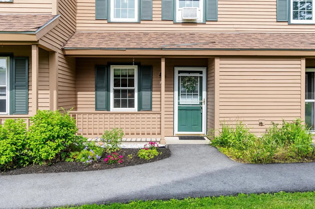 92 Hayes Avenue South Burlington VT 05403