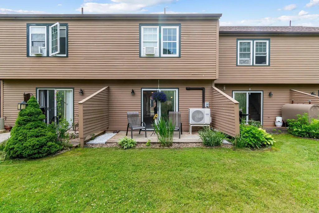 92 Hayes Avenue South Burlington VT 05403