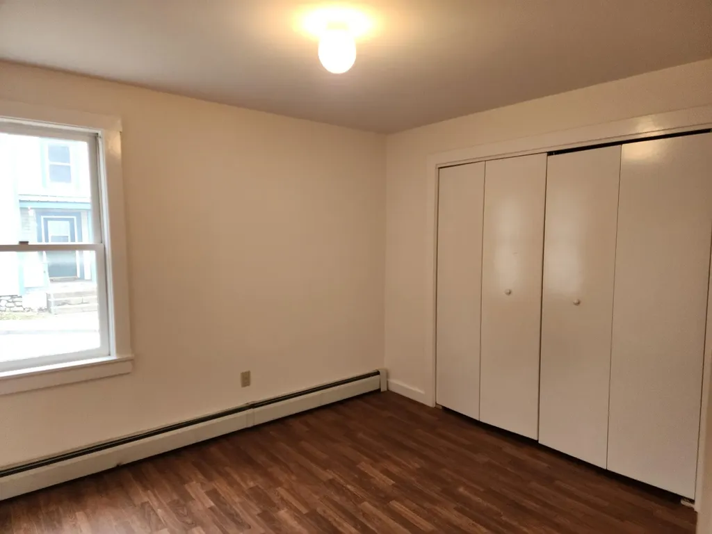 73 Pleasant Street Littleton NH 03561